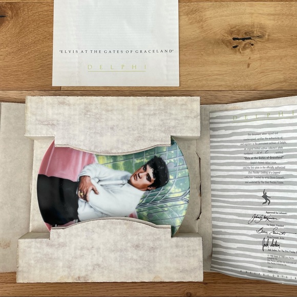 Lot of 4 Elvis Presley Delphi collector plates, Harley, Memphis flash, Hollywood - Picture 3 of 10